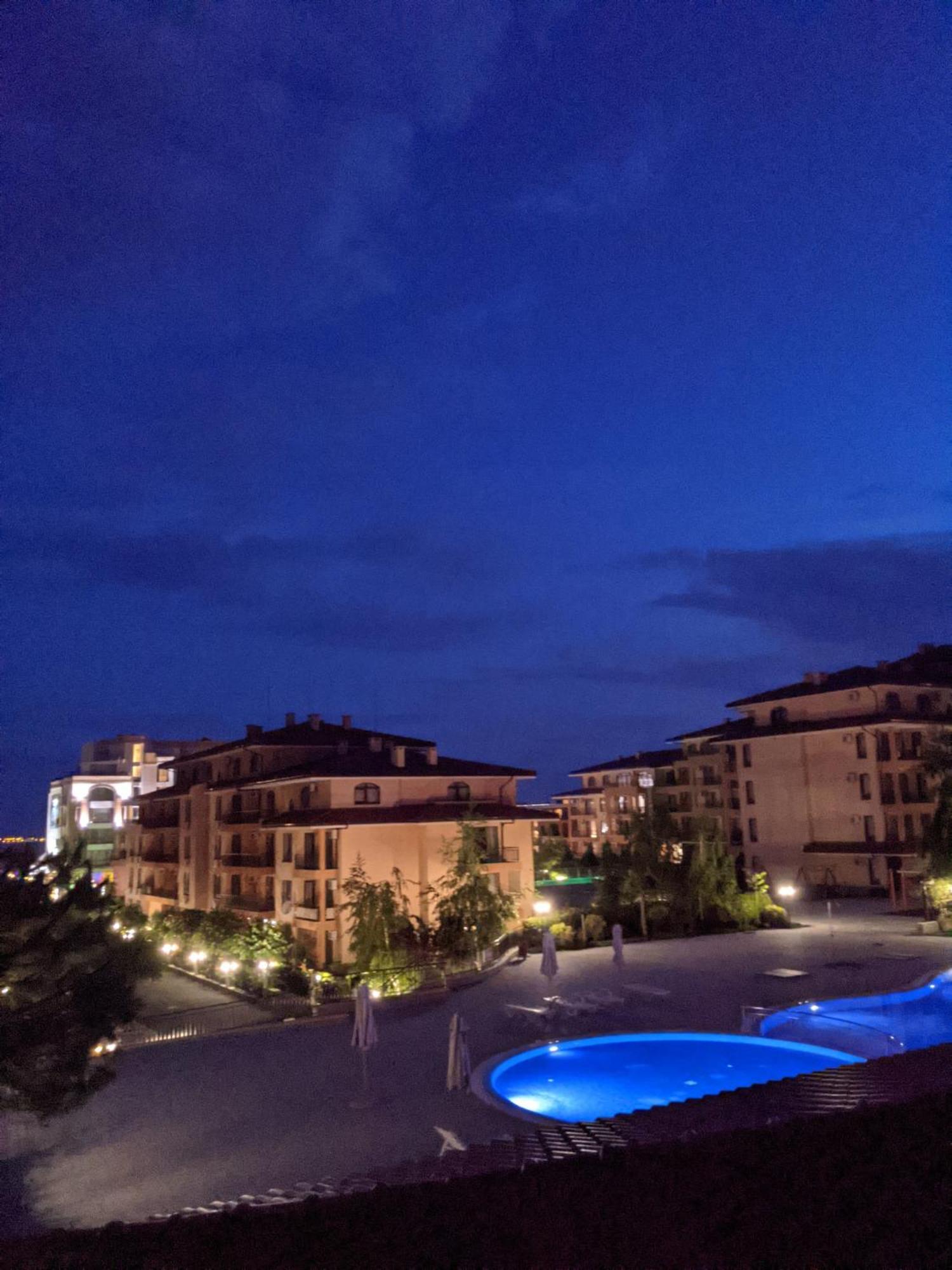 Family Apartment Near Beach, Pools & Star Dreams Complex Sveti Vlas