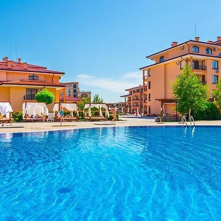 Family Apartment Near Beach, Pools & Star Dreams Complex Sveti Vlas Exterior photo