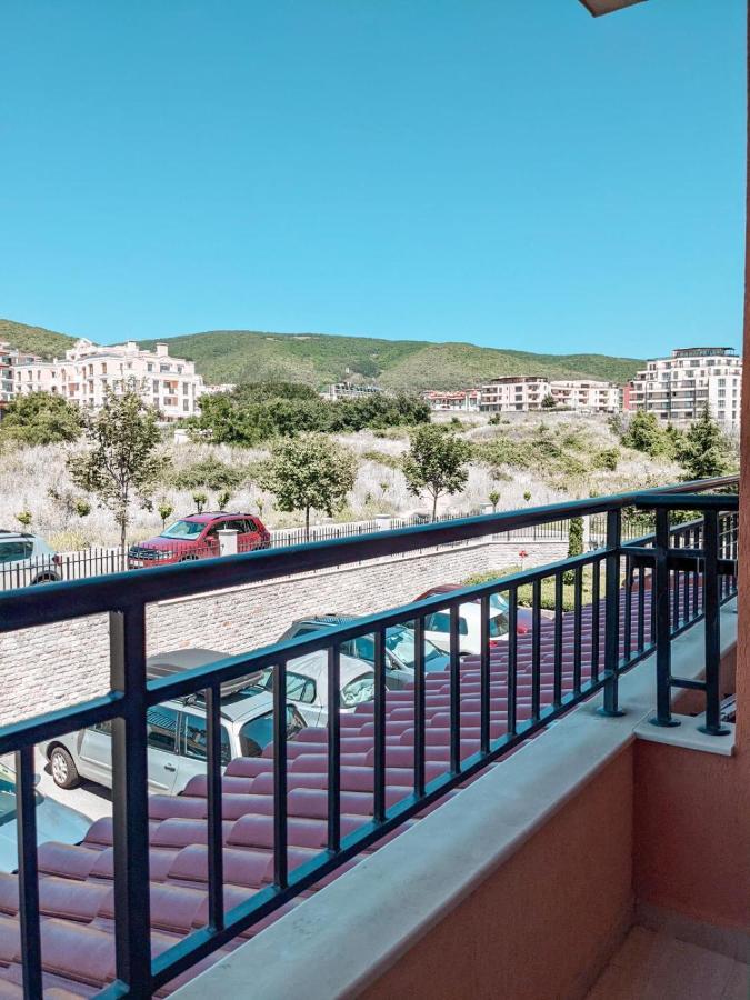 Apartament Family Apartment Near Beach, Pools & Star Dreams Complex