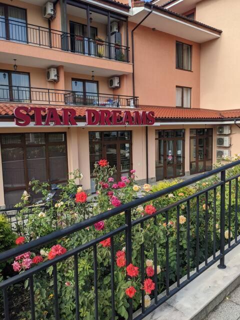 Family Apartment Near Beach, Pools & Star Dreams Complex *